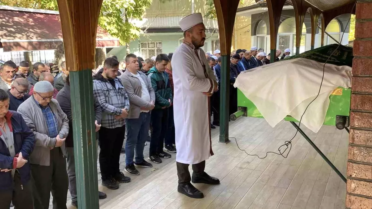 Eskişehir\'de Cinayet: 70 Yaşındaki Kadın Öldürüldü