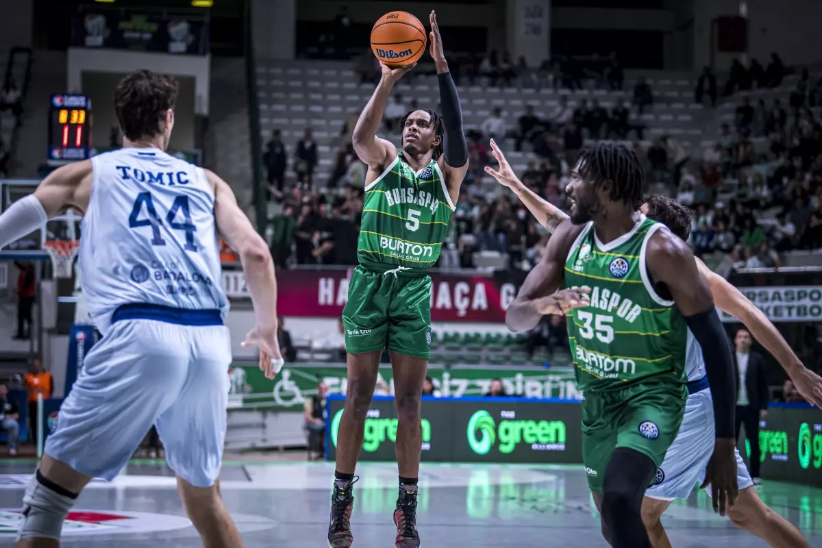 Bursaspor, Joventut Badalona\'ya Mağlup Oldu