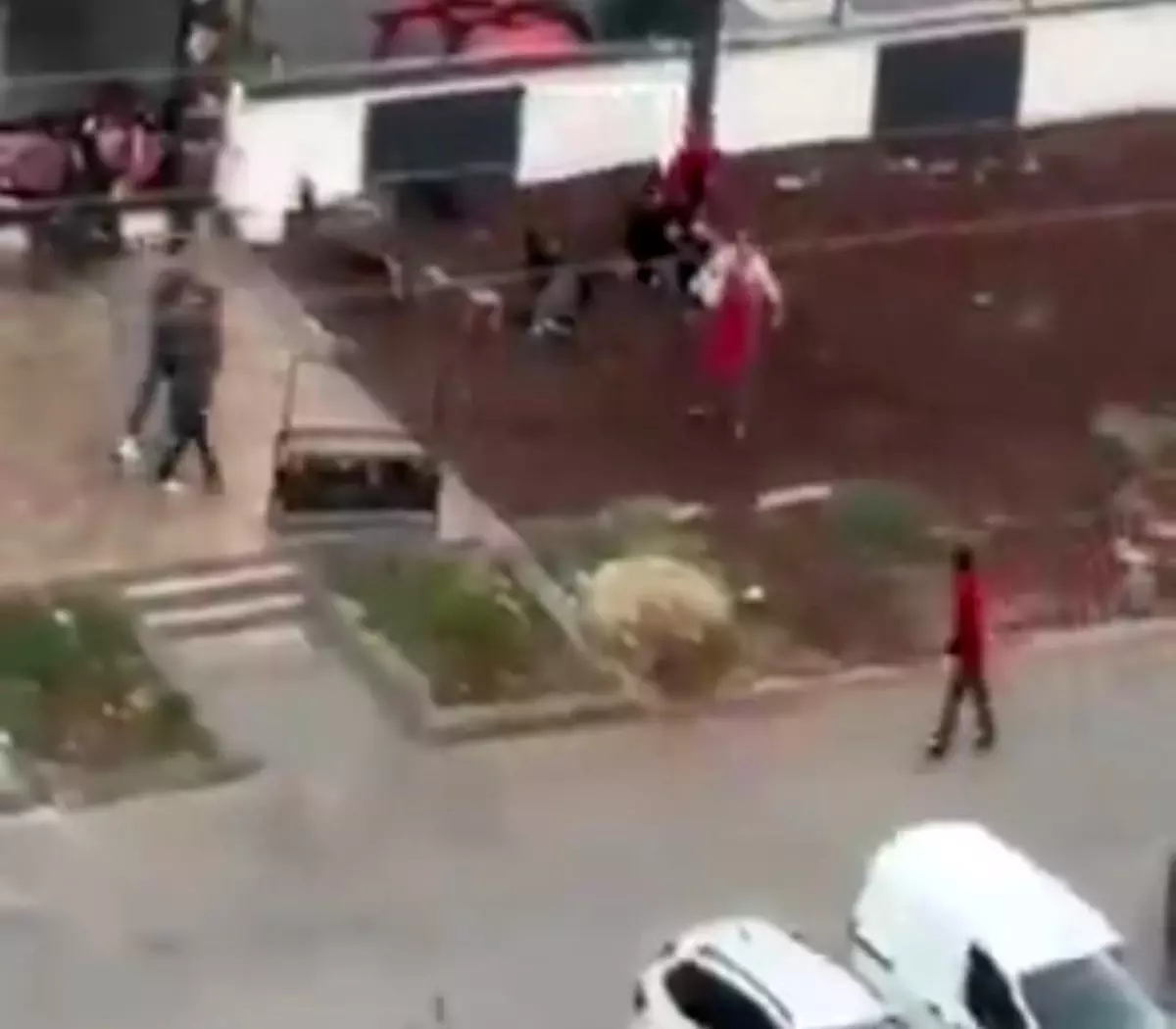 Diyarbakır\'da Kasap Dükkanında Silahlı Kavga: 2 Ölü, 2 Yaralı