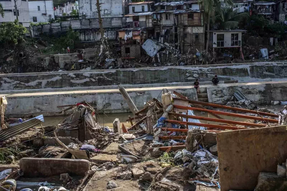 Kalmaegi Tayfunu\'nda Can Kaybı 85\'e Yükseldi