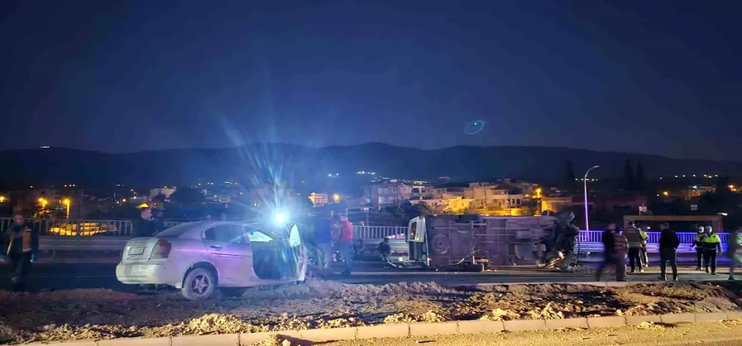 Hatay\'da Kaza: 11 Yaralı