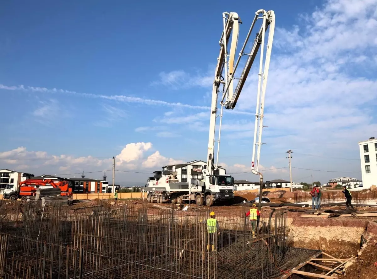 Kartepe Kent Konut Evleri Projesi Hızla İlerliyor