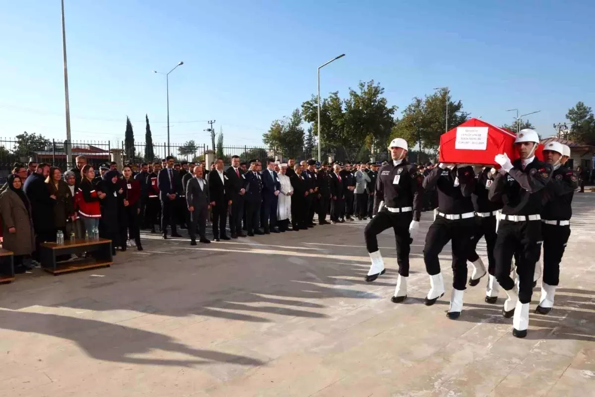 Adıyaman\'da Polis Memuru Trafik Kazasında Hayatını Kaybetti