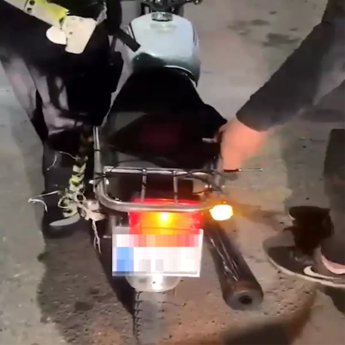 Manisa\'da Abartı Egzoz Denetimi