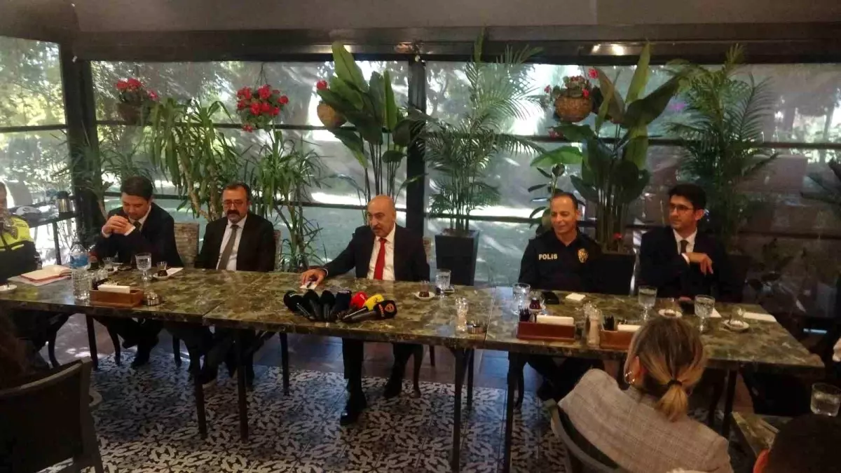 Muğla Emniyet Müdürü\'nden Basınla İş Birliği Vurgusu