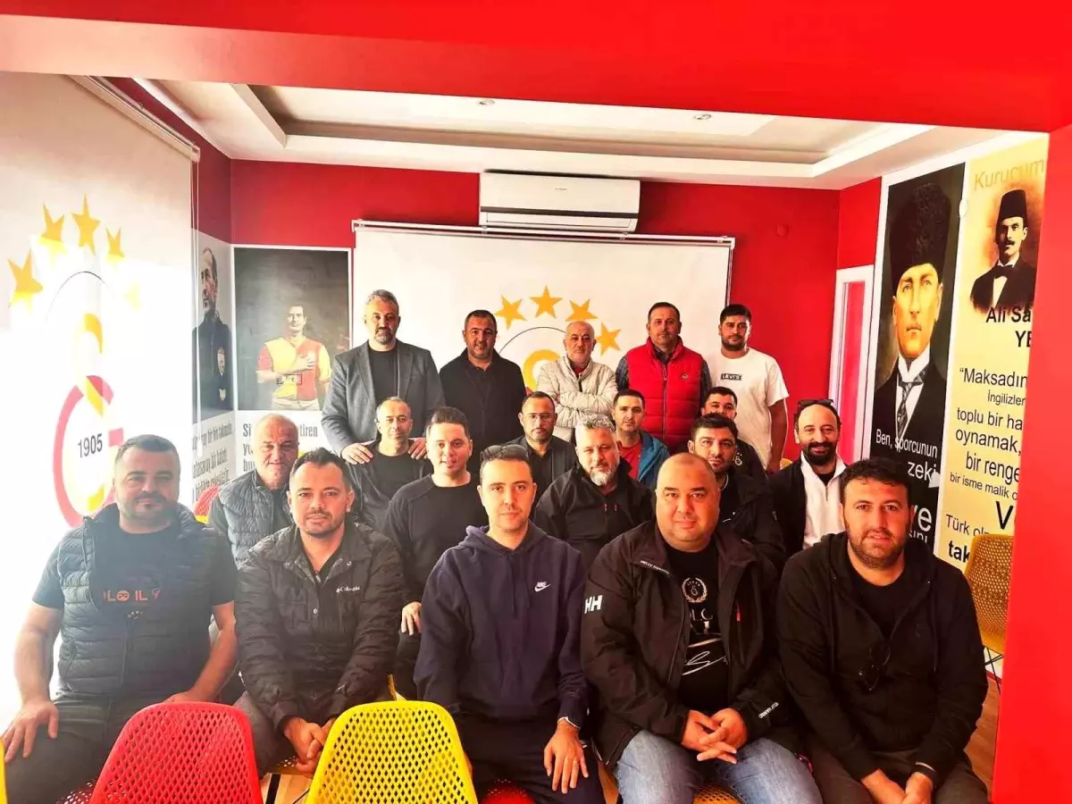 Galatasaray Derneği\'nde Güven Tazeleme