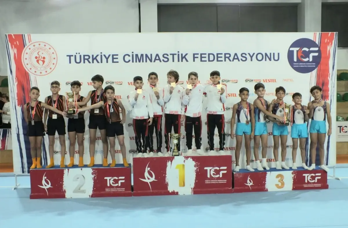 Şavkar Spor Kulübü\'nden Küçükler Kategorisinde Şampiyonluk