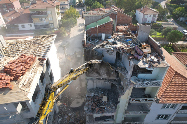Sındırgı 'afet bölgesi' ilan edildi Sındırgı 'afet bölgesi' ilan edildi