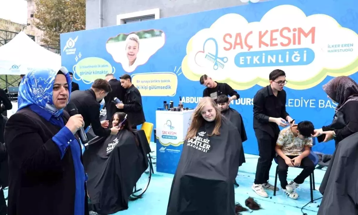 Sultangazi Belediyesi\'nden Engelli Bireylere Saç Kesim Etkinliği