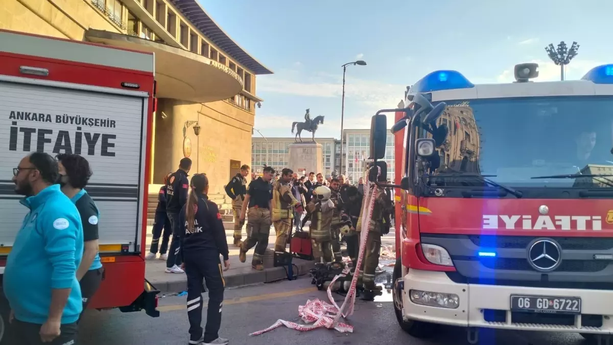 Ankara\'da Yangın Söndürme Gazı Sızıntısı