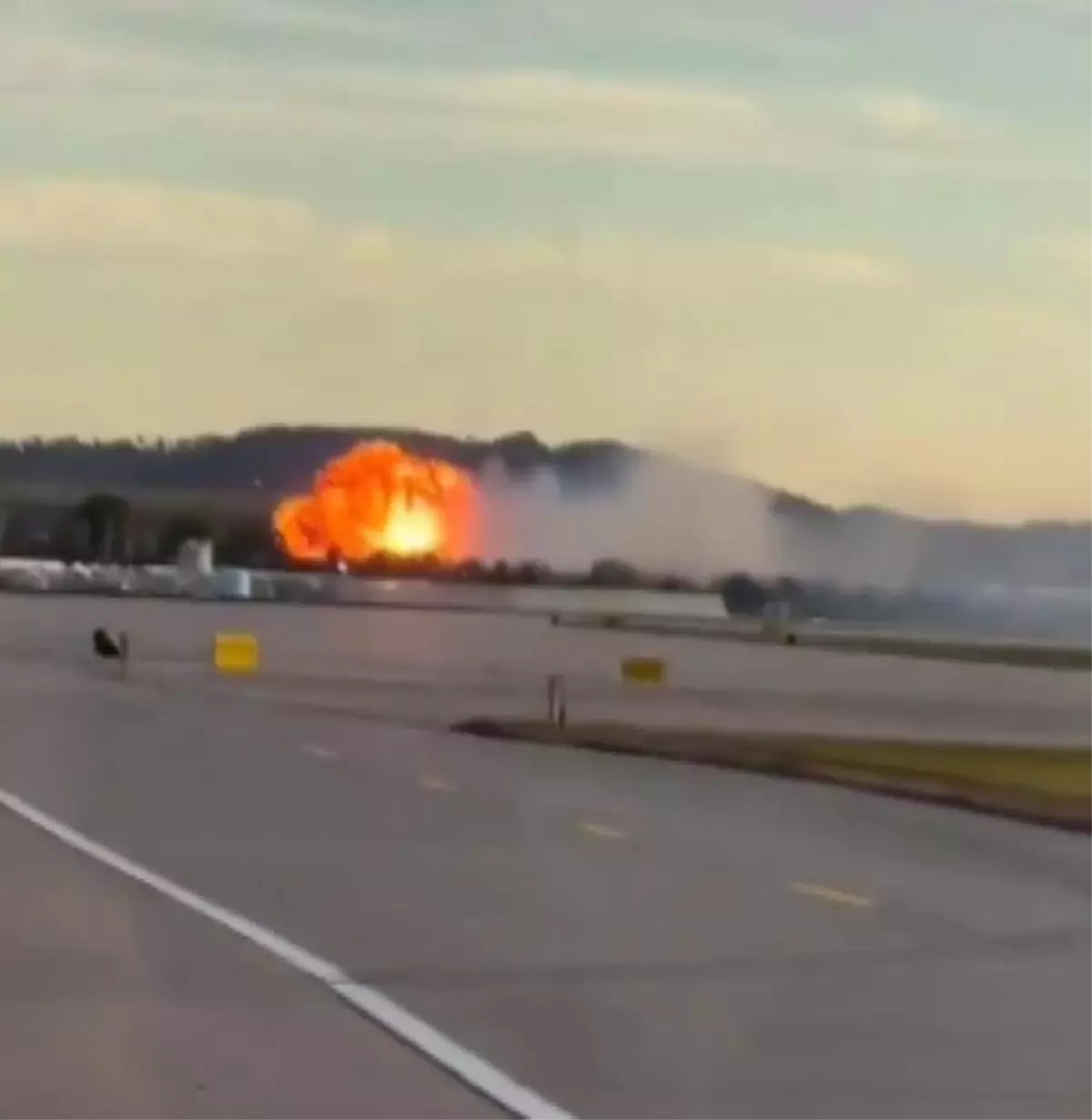 Kentucky\'de Kargo Uçağı Düştü: 11 Ölü