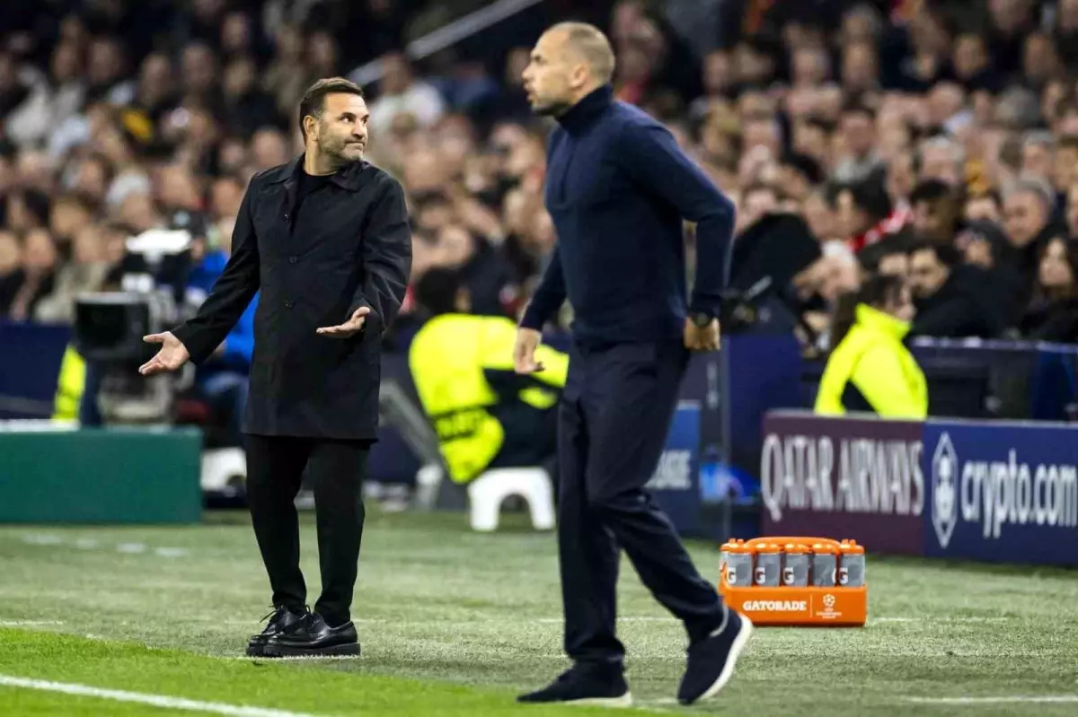 Ajax\'tan Heitinga\'ya İstifa