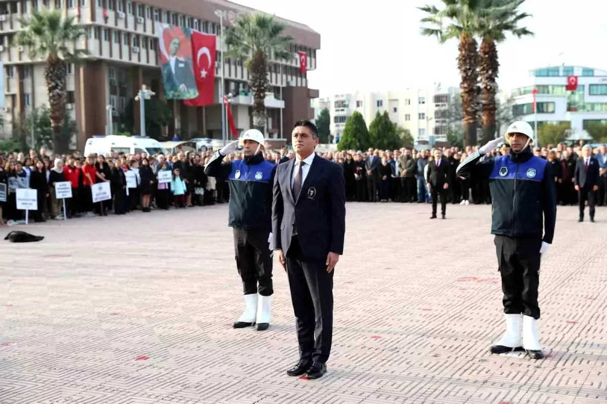 Atatürk, Aliağa\'da Anılacak