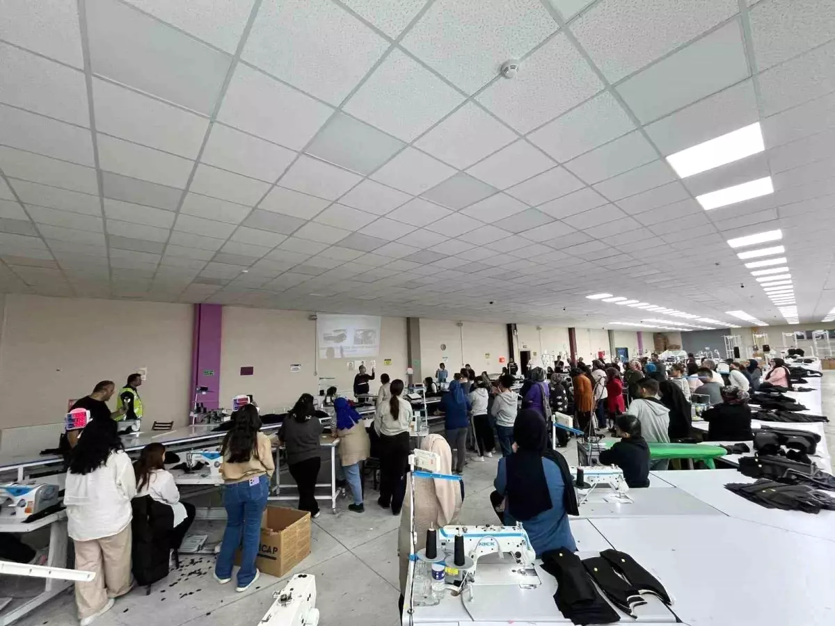 Anne ve Adaylarına Uyuşturucu Eğitimi