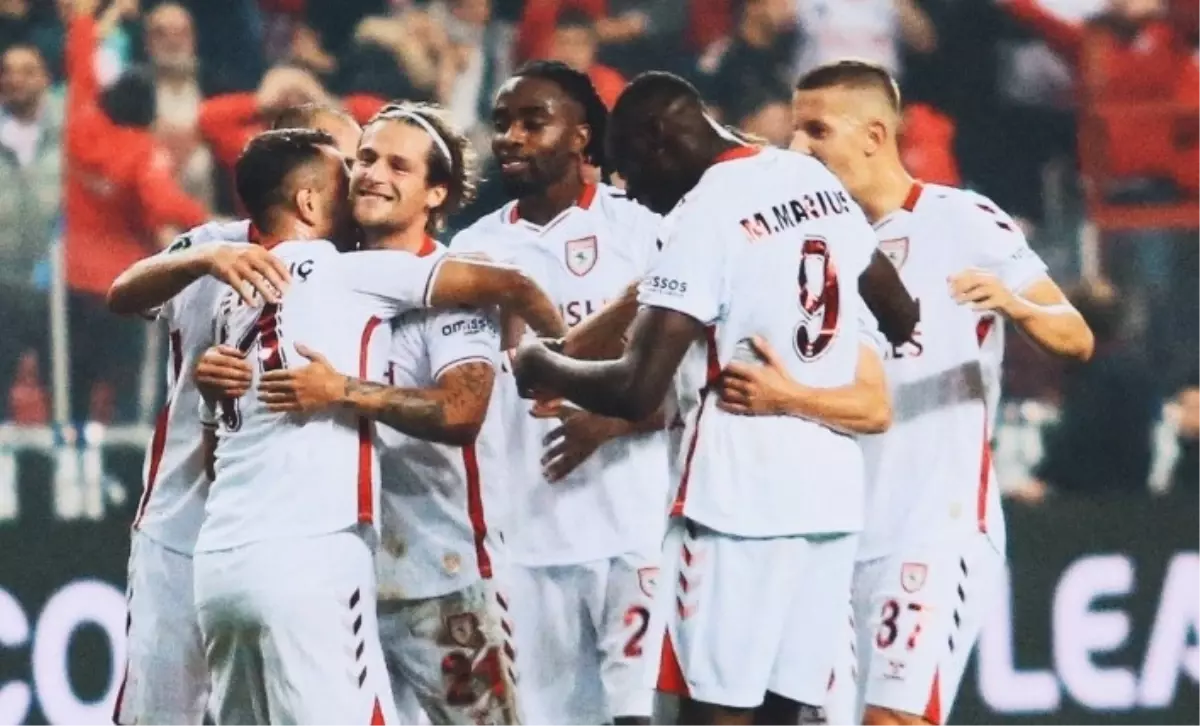 Avrupa\'da 3\'te 3 yapan Samsunspor liderliğe oturdu