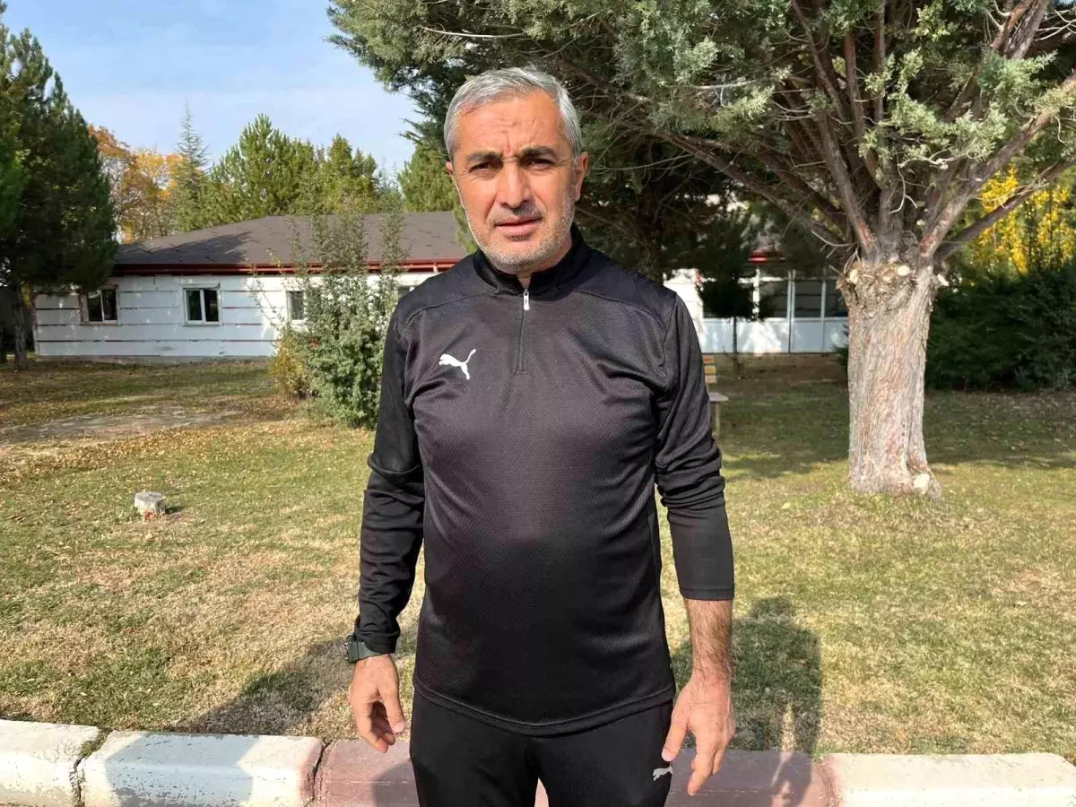 Elazığspor Teknik Direktörü Mustafa Sarıgül, Taraftarlara Umut Verdi
