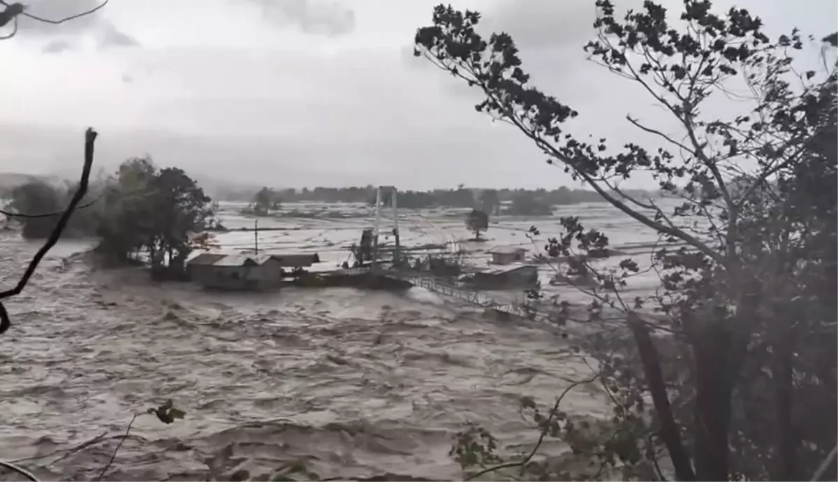 Filipinler\'de tayfun: 114 kişi hayatını kaybetti