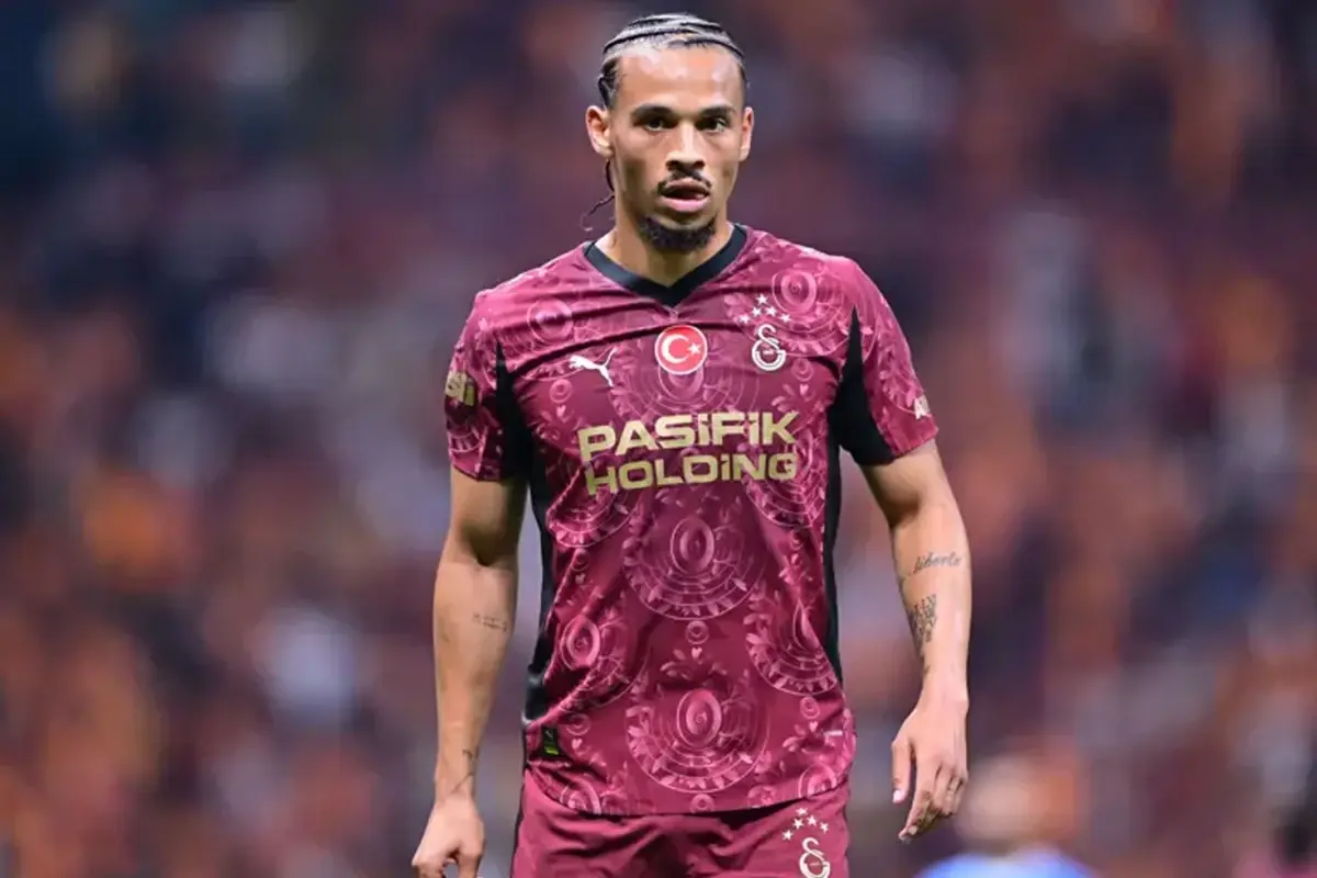 Galatasaray\'ın yıldızı Leroy Sane beklediği haberi aldı 