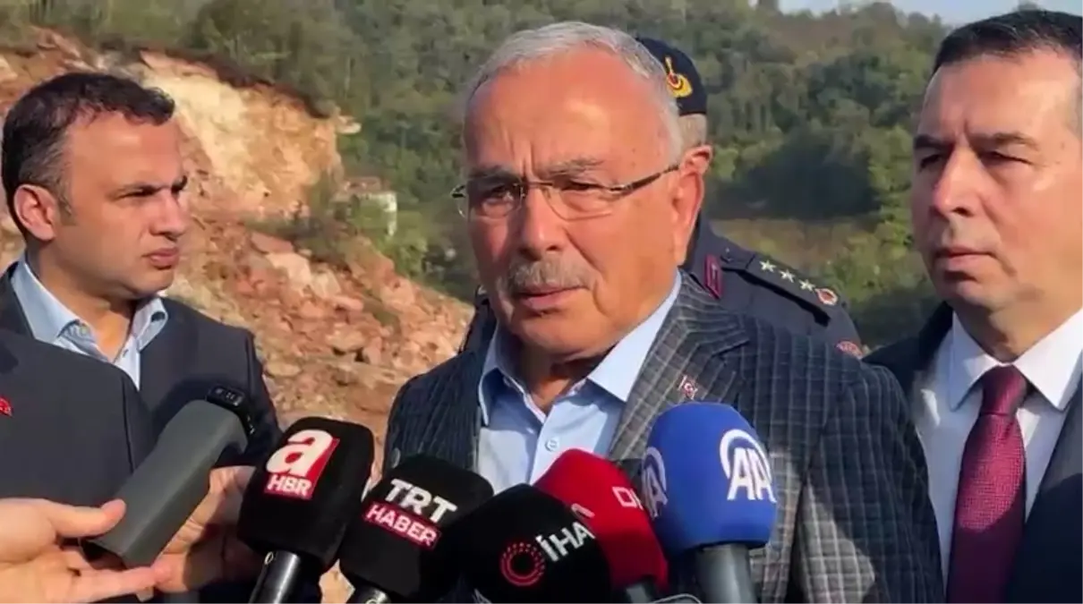 Fatsa\'da Göçükte Şoför Aranıyor