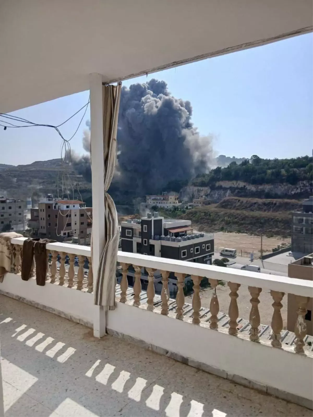 İsrail\'in Sur Kentine Hava Saldırısı