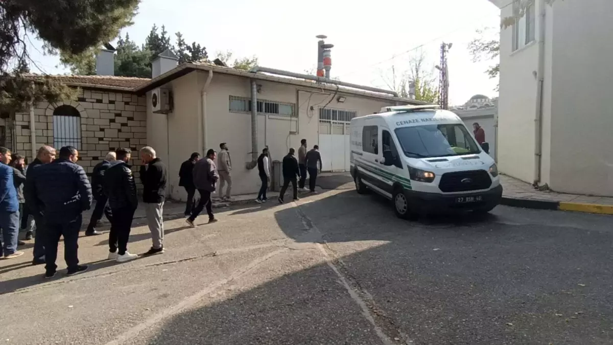 Gaziantep\'te Feci Kaza: 3 Kişi Hayatını Kaybetti