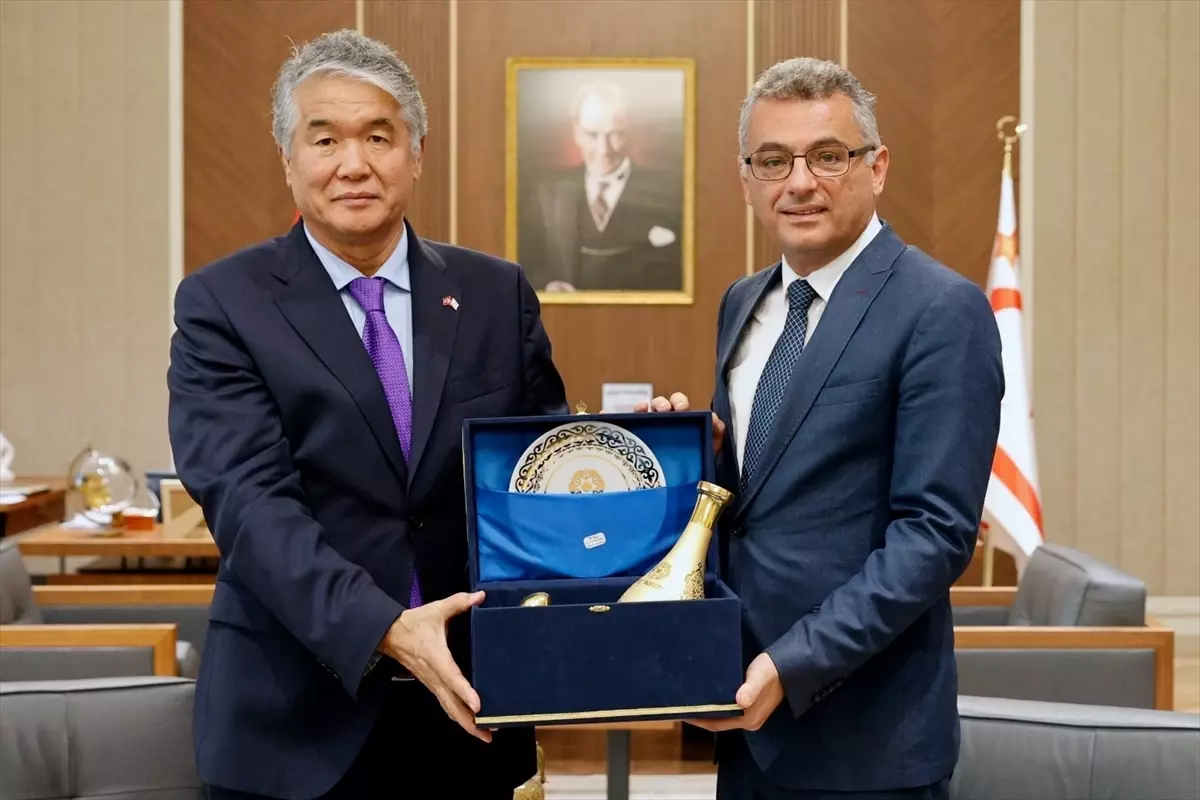 Cumhurbaşkanı Erhürman, TÜRKSOY Genel Sekreteri Raev\'i kabul etti