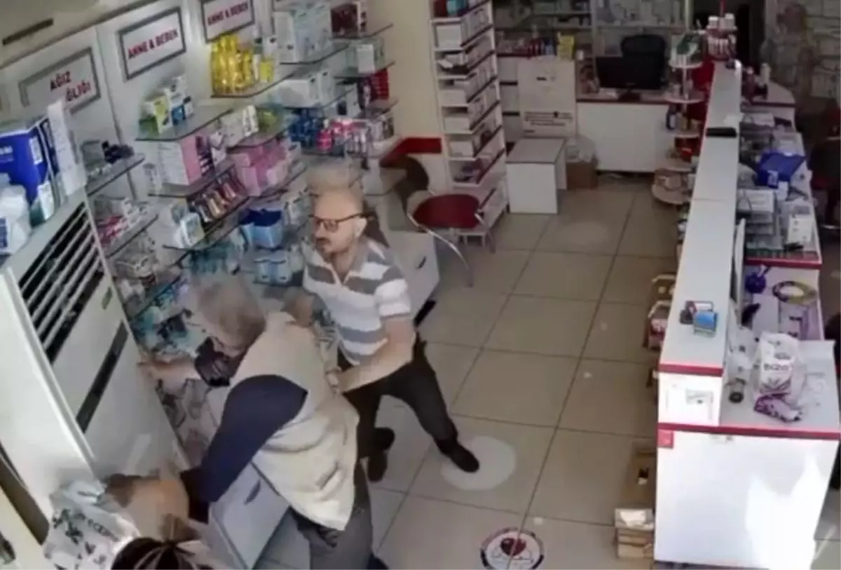Eczacı Kalfa İşten Çıkarıldı