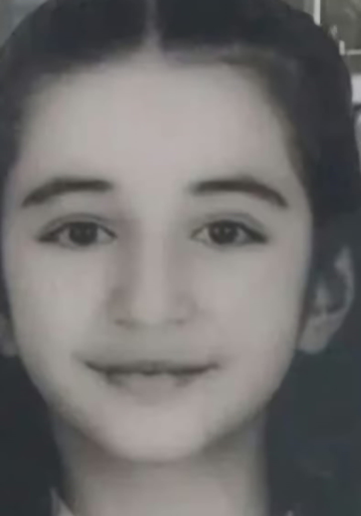 14 Yaşındaki Öğrenci Toprağa Verildi