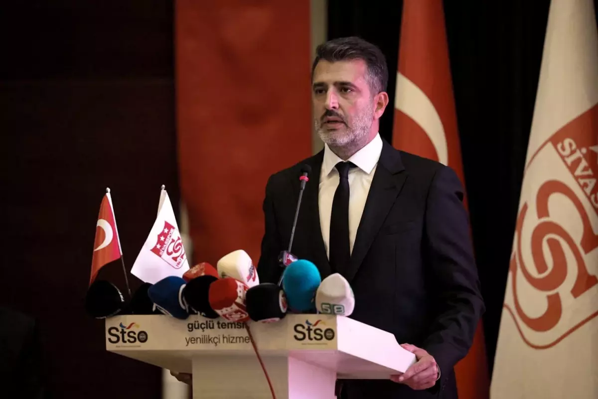 Sivasspor\'da deprem: Kulüp başkanı Gökhan Karagöl istifa etti