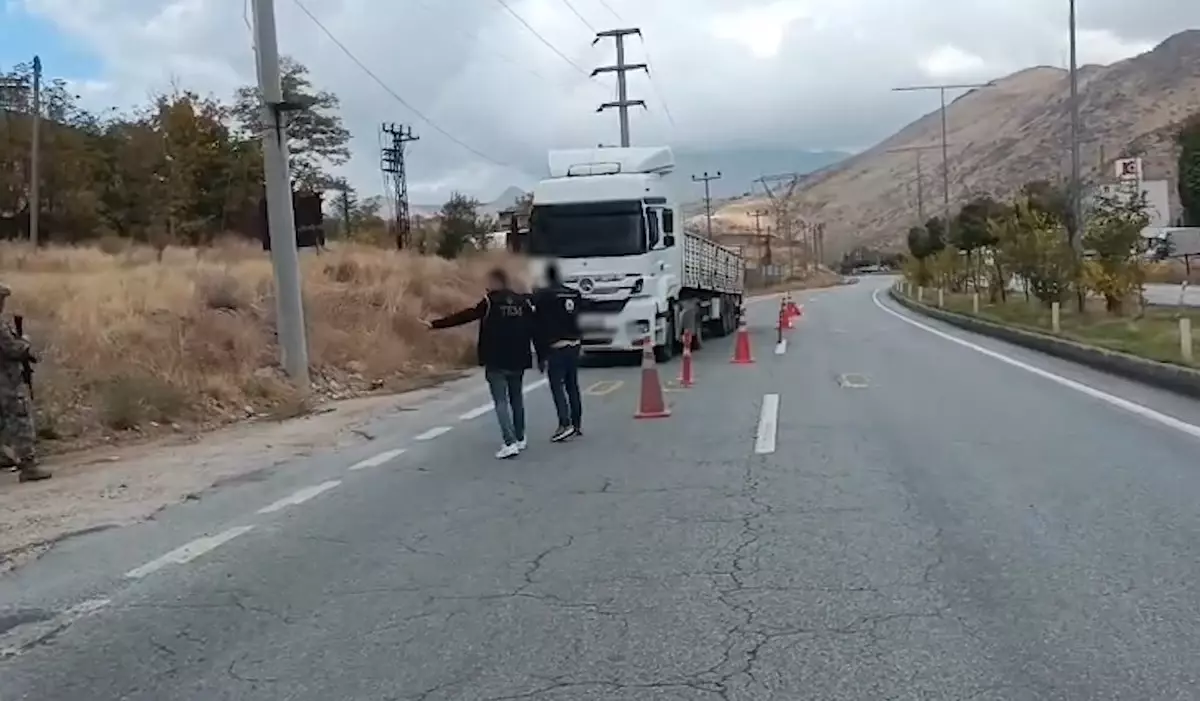 Bitlis\'te 20 Kaçak Göçmen Yakalandı