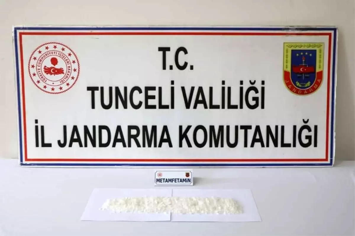 Tunceli\'de Uyuşturucu Operasyonu: 205 Gram Metanfetamin Ele Geçirildi
