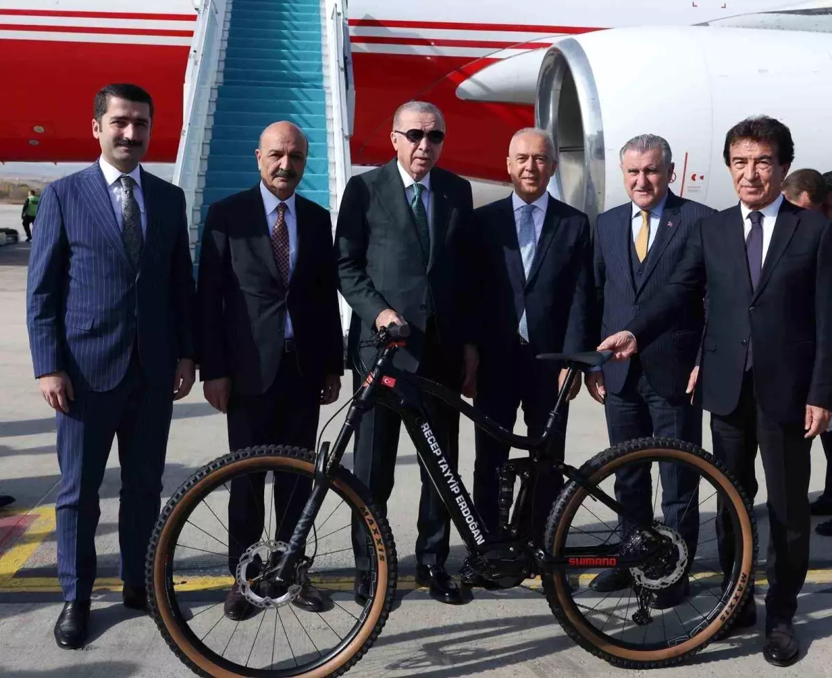 Türkiye Bisiklet Federasyonu\'ndan Cumhurbaşkanı Erdoğan\'a özel teşekkür