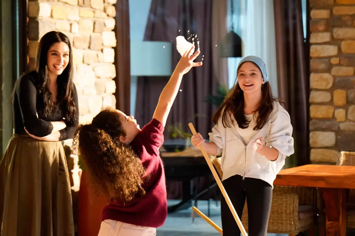 Güller ve Günahlar\'da Köpük Savaşları!