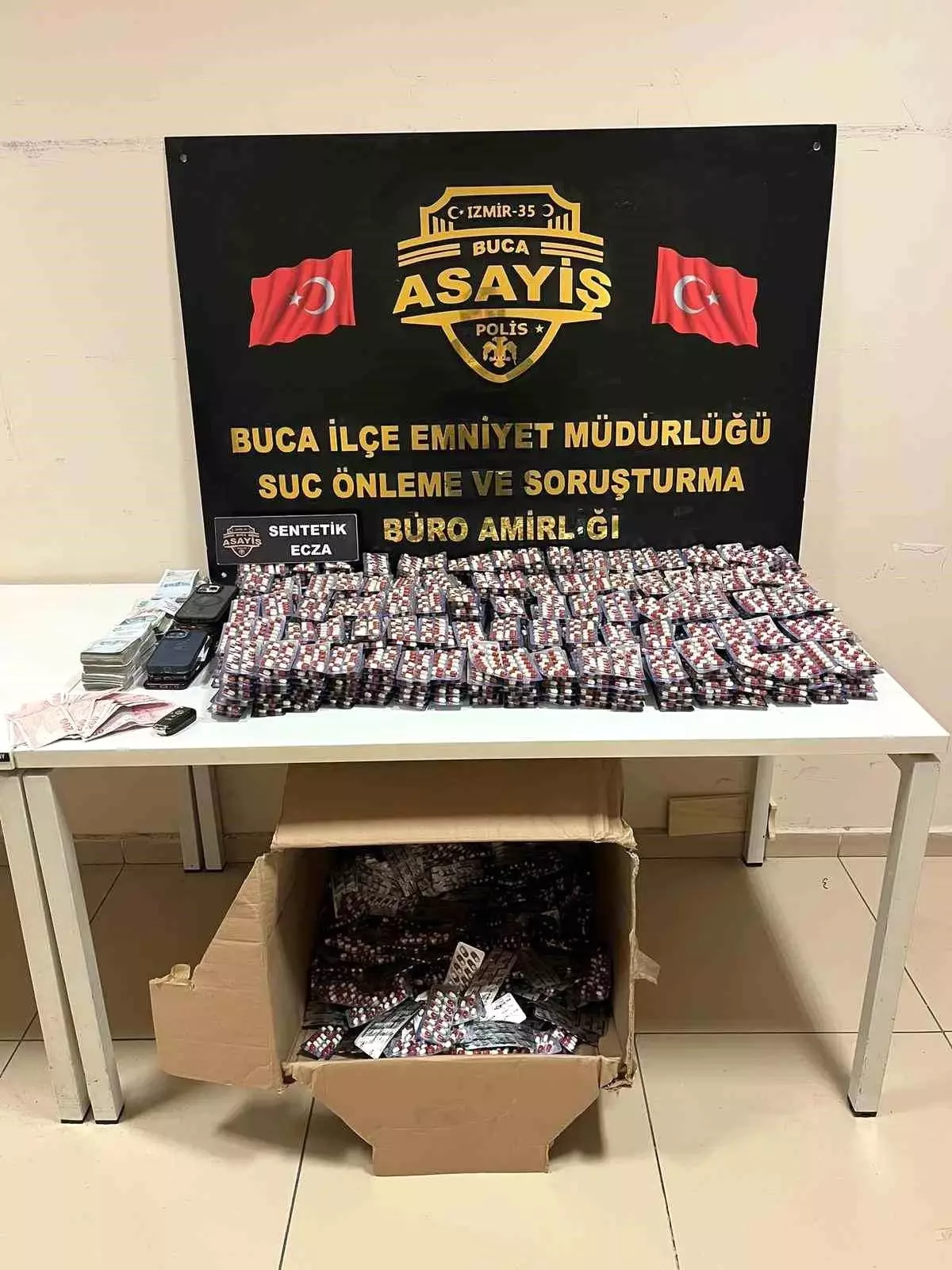 Uyuşturucu Operasyonu: 10 Şüpheli Yakalandı