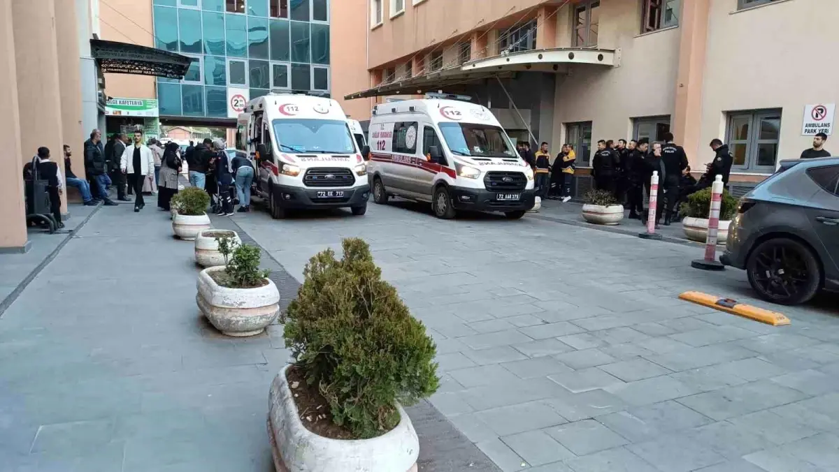 Batman\'da Bıçaklı Kavga: 1 Yaralı