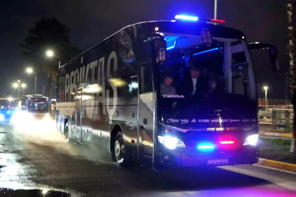 Beşiktaş Antalya\'ya Ulaştı