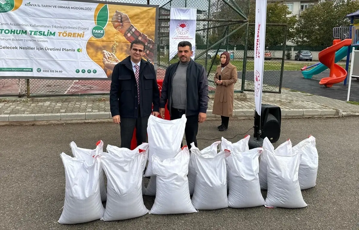 Beyşehir\'de Kırmızı Mercimek Tohumu Dağıtıldı
