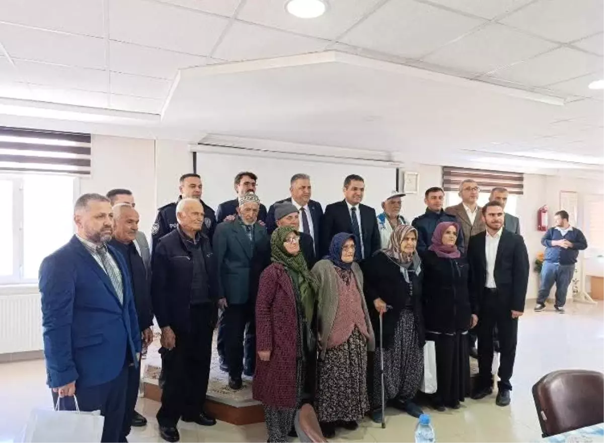 Diyanet\'in \'Ulu Çınarlar\' Projesi Kapsamında Kahvaltı Etkinliği Düzenlendi