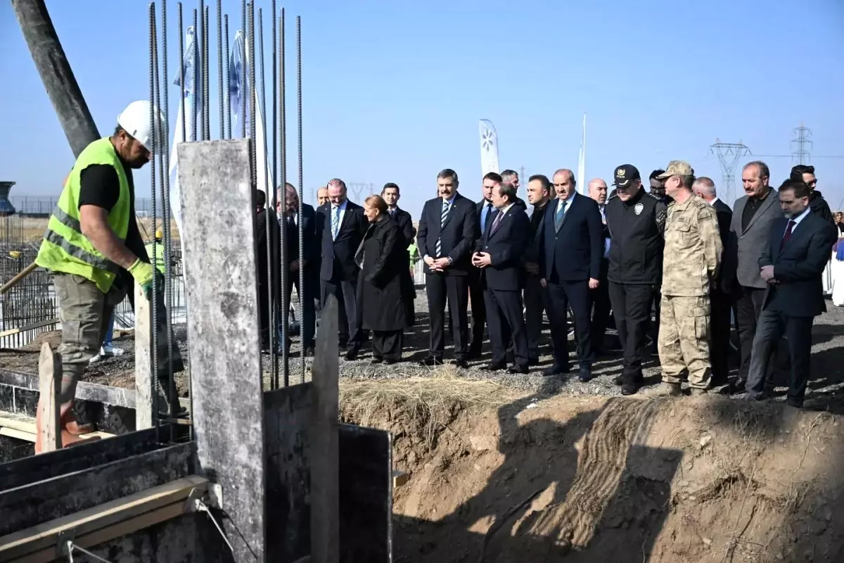 ETÜ Spor Bilimleri Fakültesi eğitim binası için temel atma töreni düzenlendi