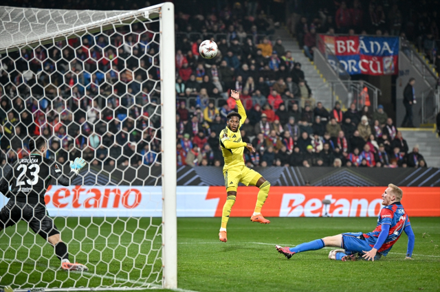 Fenerbahçe, Viktoria Plzen deplasmanından 1 puanla döndü