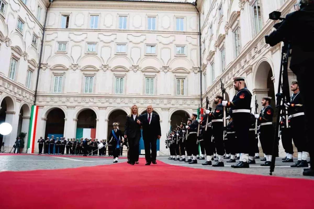 Meloni ve Abbas\'tan Barış Planı Vurgusu