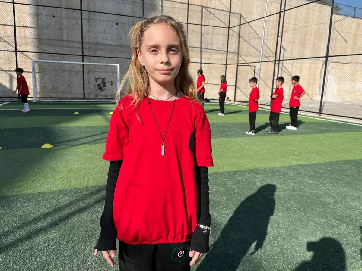 İzmir\'de İlk Spor Ortaokulu: Mustafa Kaya