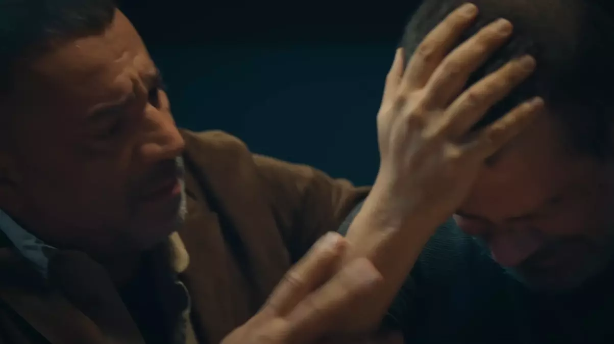 Arka Sokaklar\'da Duygu Dolu Anlar