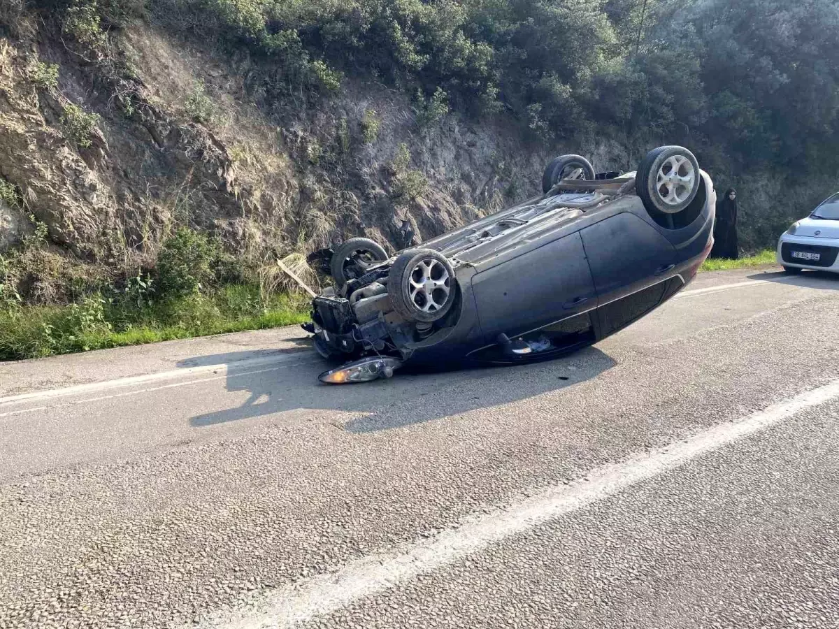 Mudanya\'da Kontrolden Çıkan Araç Ters Döndü