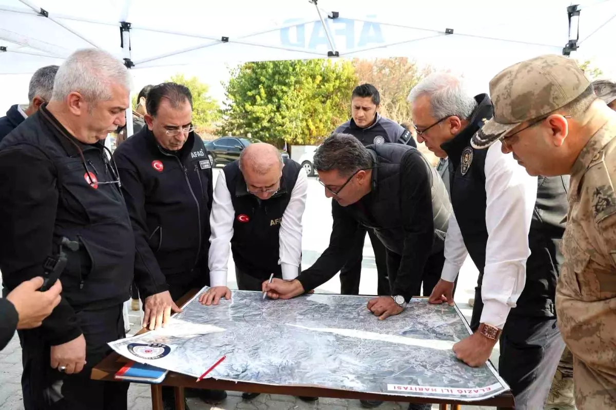 Elazığ\'da Kayıp Çocuğu Arama Çalışmaları Sürüyor