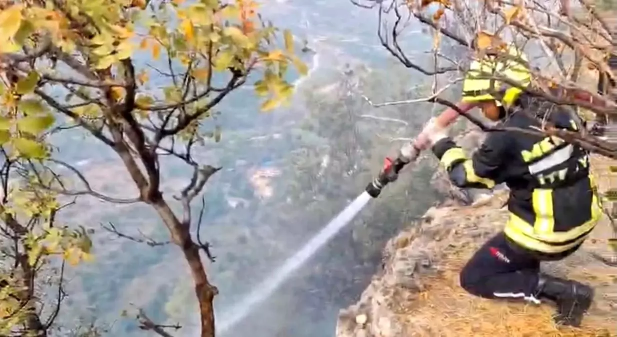 Mersin\'de Yangın Kontrol Altında