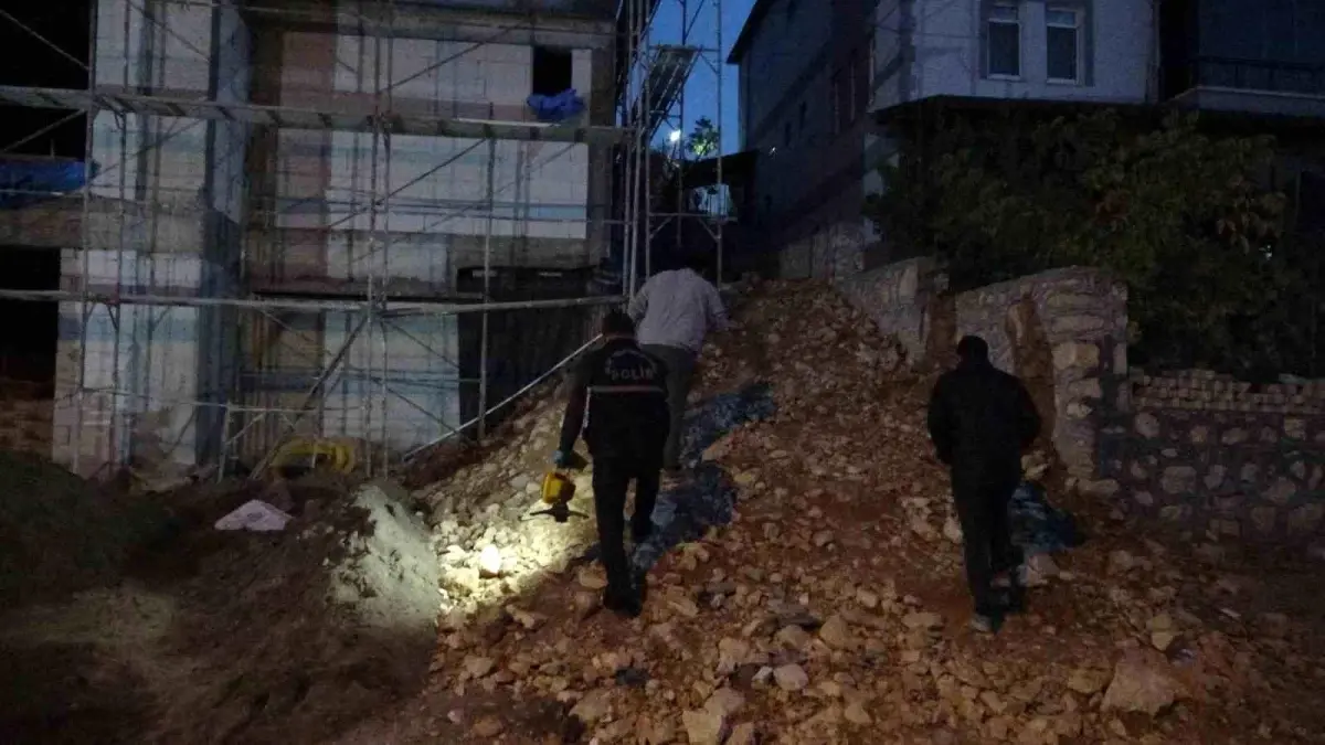 Malatya\'da inşaat işçisi merdiven boşluğuna düşerek hayatını kaybetti