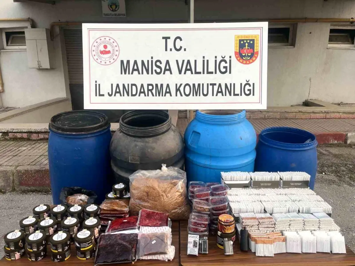 Turgutlu\'da Kaçak Alkol ve Tütün Operasyonu