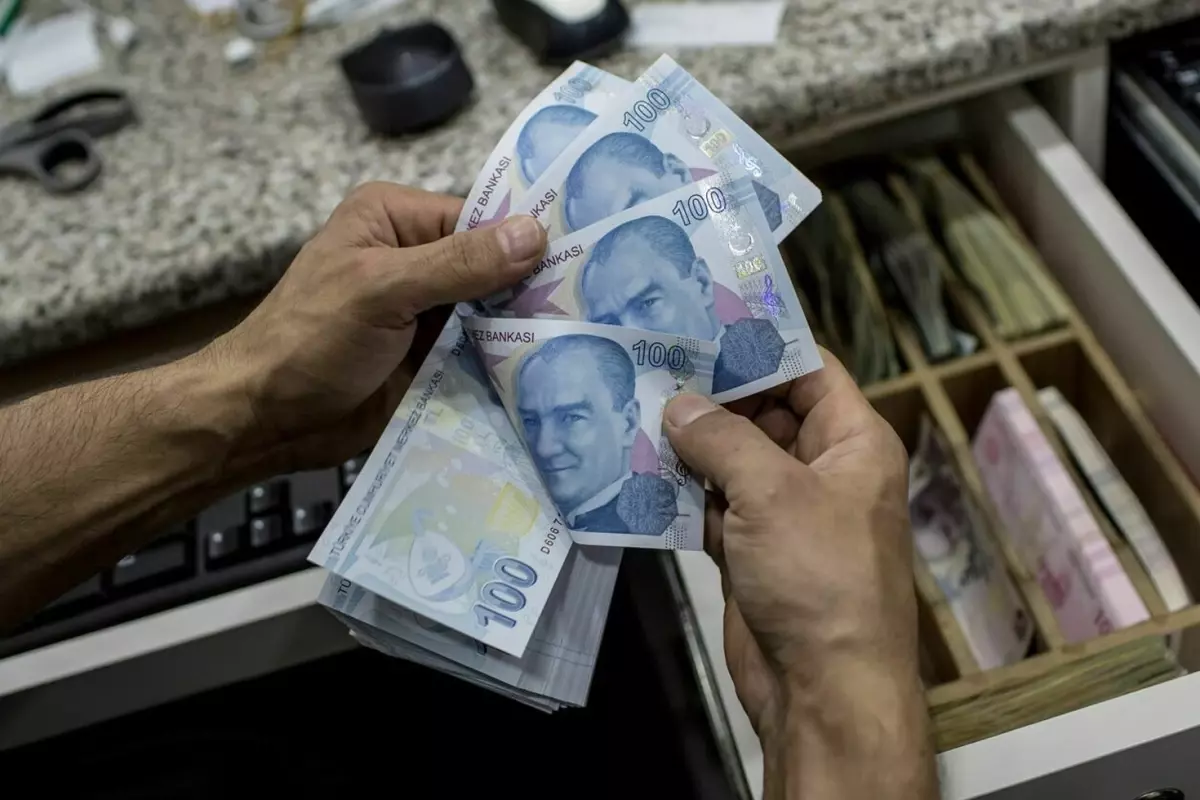 Polis, öğretmen, doktor! İşte Merkez Bankası\'nın tahminine göre yeni memur maaşları