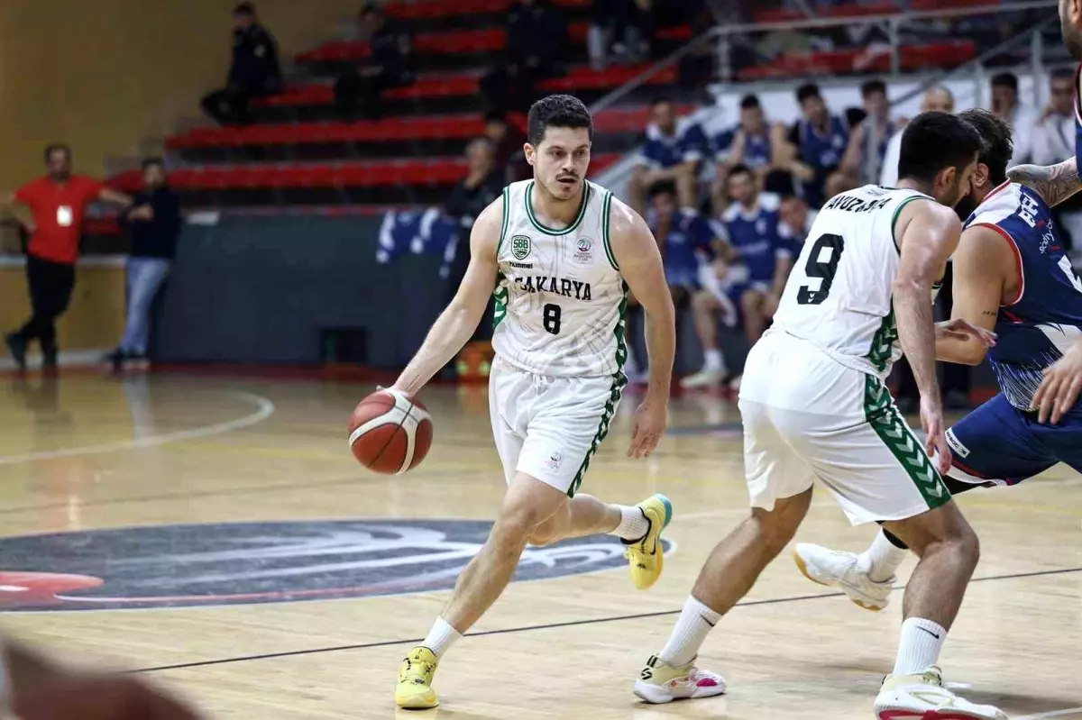 Sakarya Basket Adana\'ya Çıkıyor